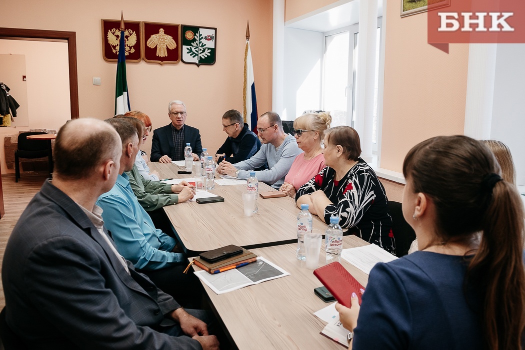 Общественники изучили возможности для размещения новых объектов ТКО в Зеленце.