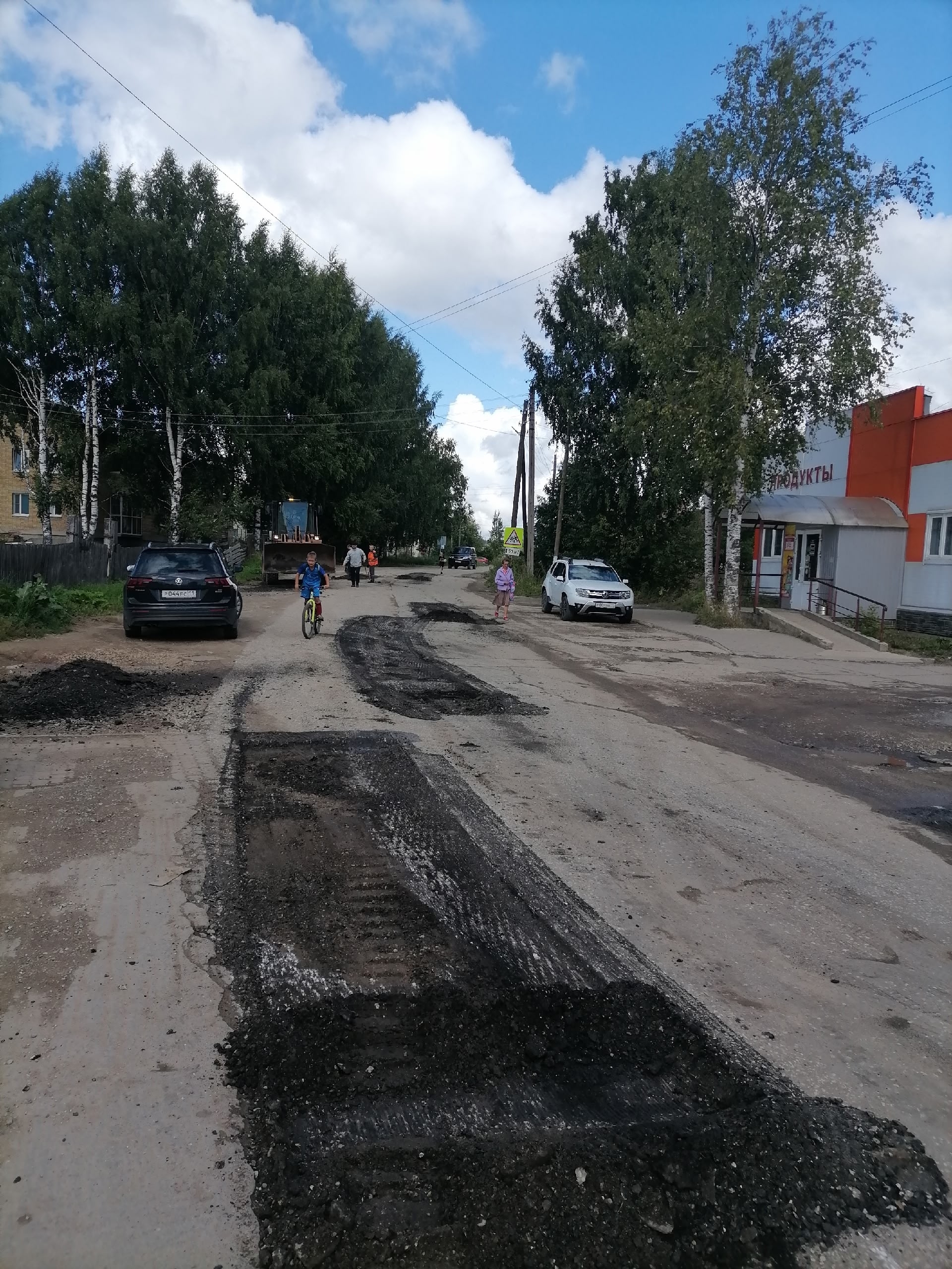 Благоустройство дорожного покрытия на улице Рабочей.