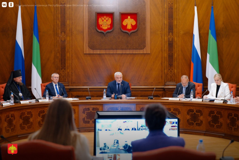 Глава Коми предложил поддерживать беременных и молодых мам работой и жильем за счет государства. Глава Коми предложил поддерживать беременных и молодых мам работой и жильем за счет государства.