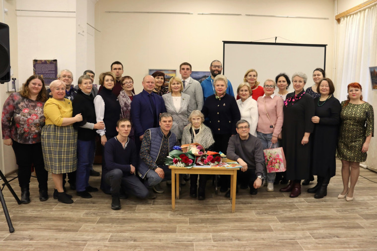 В Сыктывдинском районе чествовали уроженку Нювчима Нину Чадоромцеву. В Сыктывдинском районе чествовали уроженку Нювчима Нину Чадоромцеву.